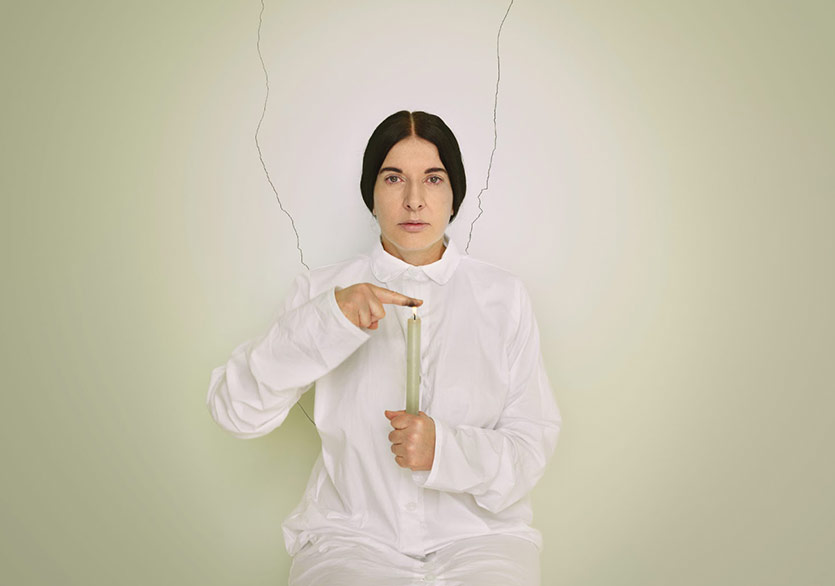 Marina Abramović’i Kendi Kaleminden Okumak