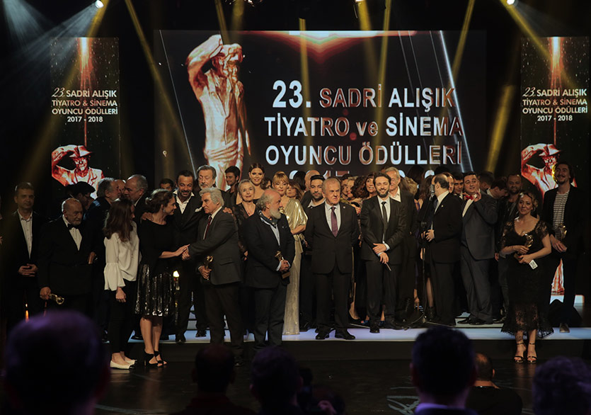 23. Sadri Alışık Oyuncu Ödülleri Sahiplerini Buldu