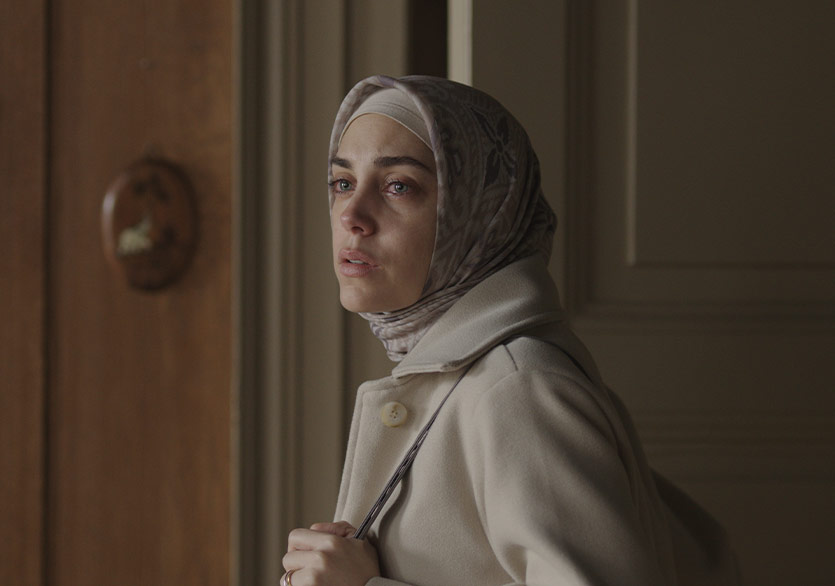 Berkun Oya İmzalı “Bir Başkadır” Geri Dönüyor