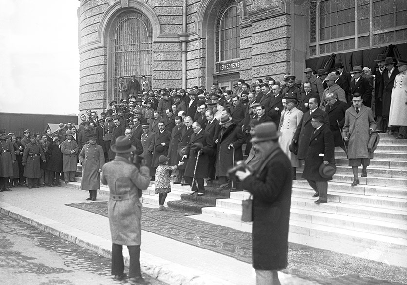 19 Mayıs’a Özel Söyleşi: Arşivlerde Atatürk