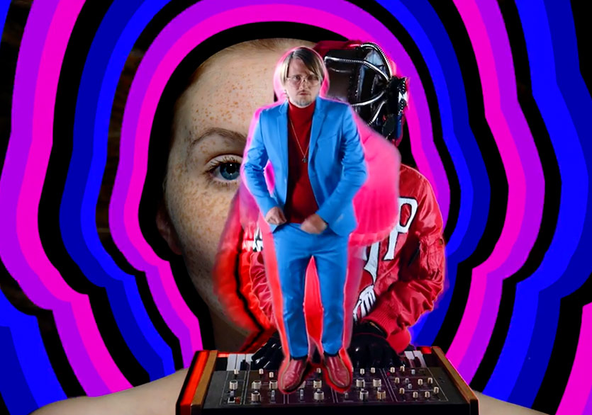 Röyksopp’un Disko Efektli Never Ever’ı