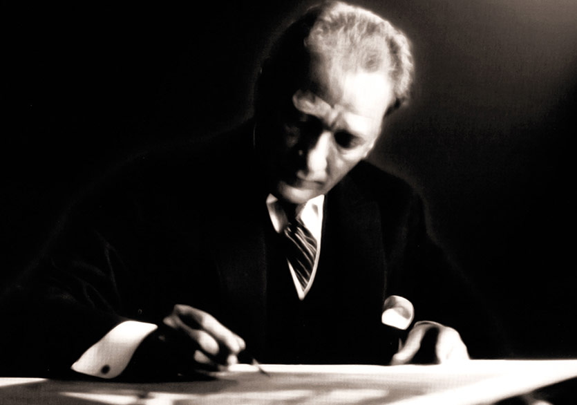 Atatürk Fotoğrafları 42 Maslak’ta