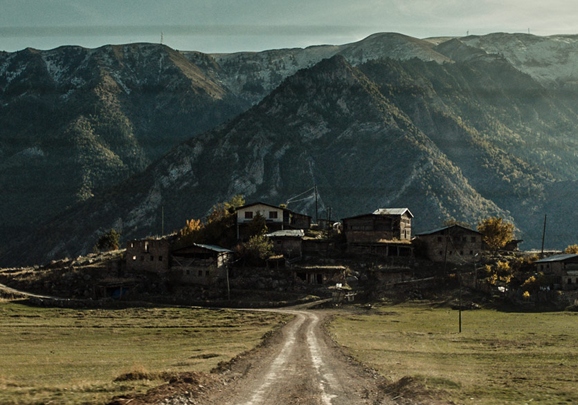 Kız Kardeşler’in Fragman ve Vizyon Afişi Yayımlandı