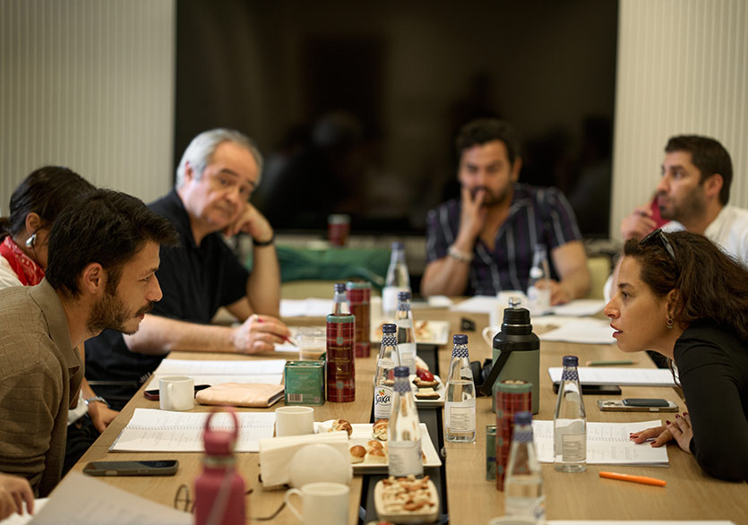 Luz Creative Yapımı “Fora” Prömiyer Yapıyor