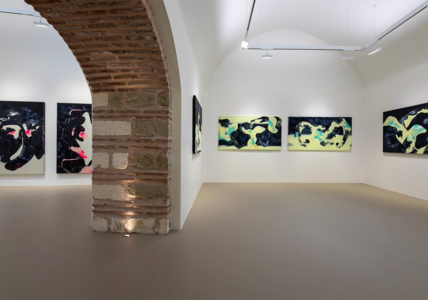 Olgu Ülkenciler’in “Zamanların En İyisiydi, Zamanların En Kötüsüydü” Sergisi Galeri Bosfor’da