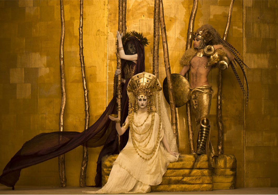 İkonik Klimt Tabloları Gerçek Modellerde Hayat Buluyor
