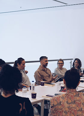 Açık Yaralar ve Yaşlanmak:
Huo Rf’nin “Zamanla Çalışmak” Projesine Dair Bir İzlenim