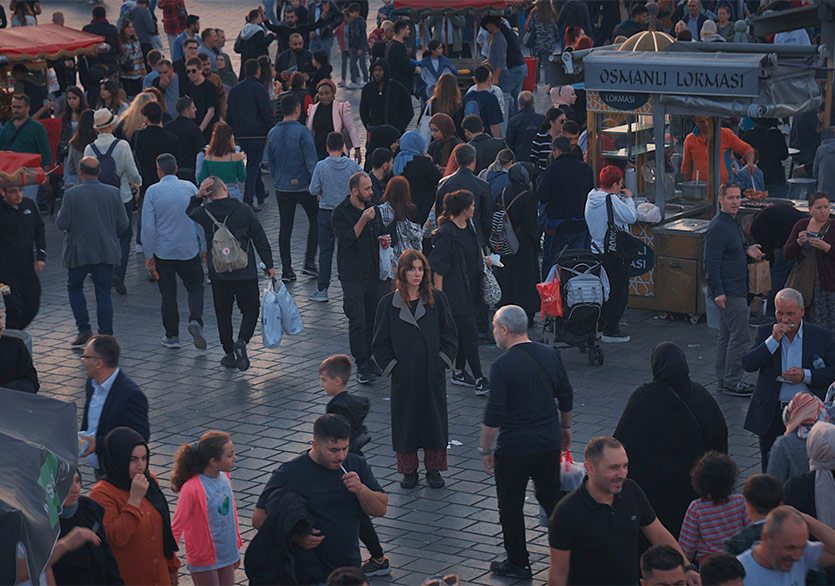 “Tilkiler ve Kötü Kalpli İtler” Oyunu 6 Eylül’de Taksim Ara Sahne’de