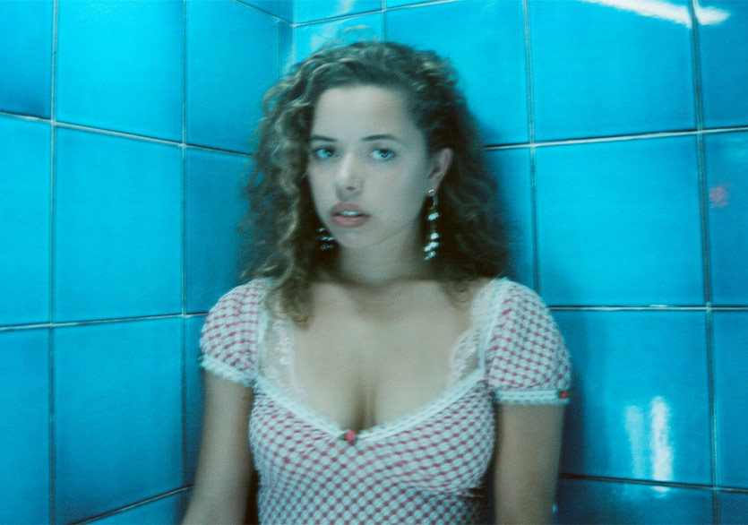 Nilüfer Yanya’dan Yeni Tekli: “Crash”