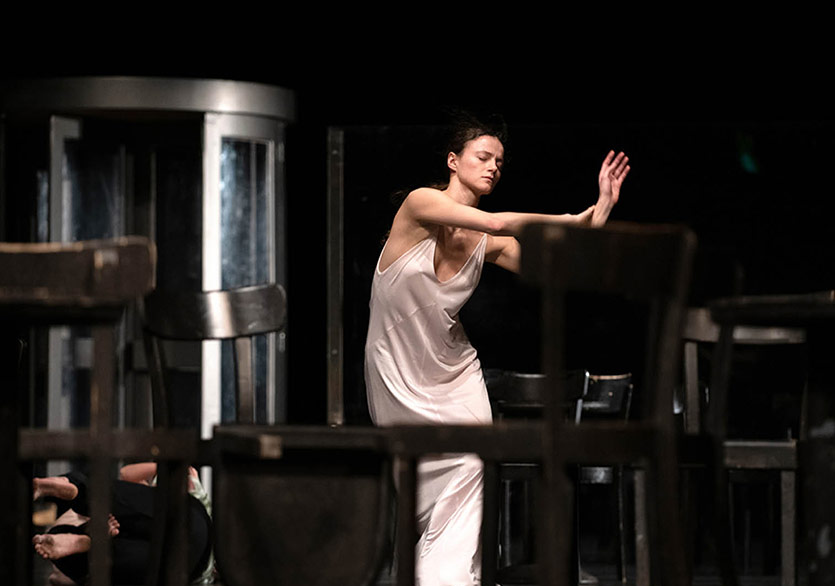 27. İstanbul Tiyatro Festivali’nden Pina Bausch’un Başyapıtı “Café Müller”