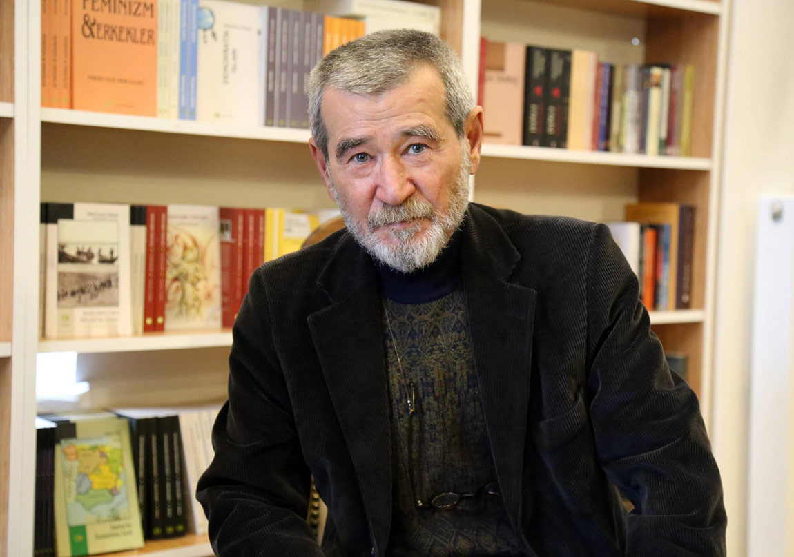 Ahmet Telli ile Şiire Dair Bir Söyleşi | Artful Living