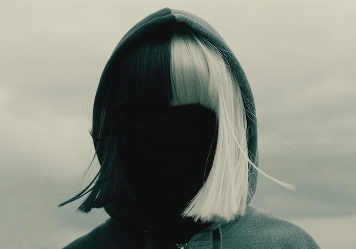 Sia’nın Never Give Up Şarkısının Video Klibi Yayımlandı!