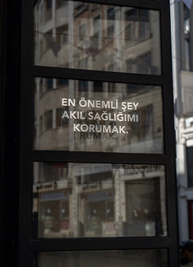 Sergi ve Kamusal Programların Eşiğinde: “Baharın Kokusunu Hatırlıyor musun?”