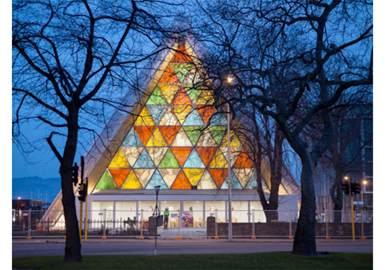 Tasarımıyla Cezbeden Cardboard Cathedral