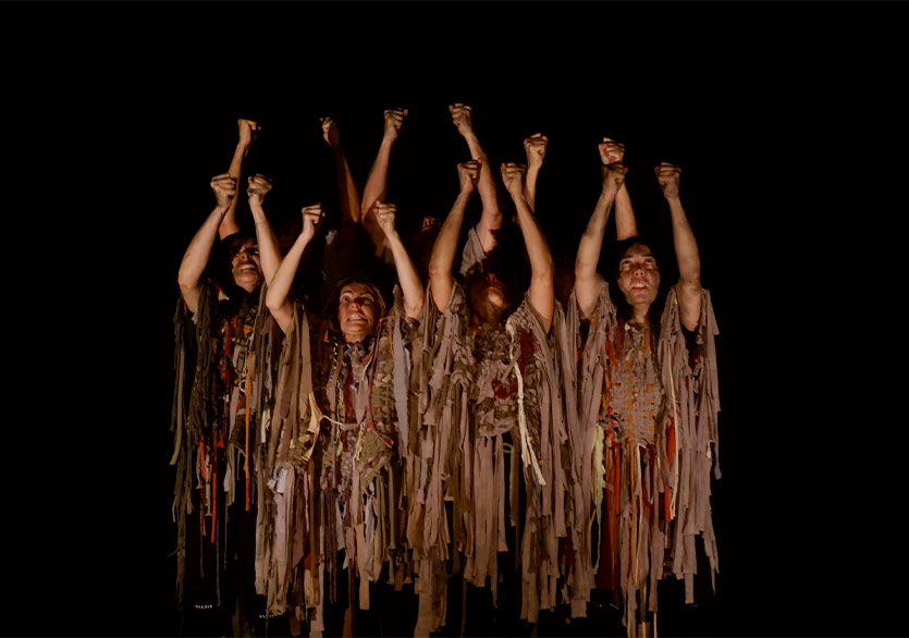 TALES’in İlk Oyunu “Macbeth’in Cadıları Bir de Bizden Dinleyin”den Yeni Gösterimler