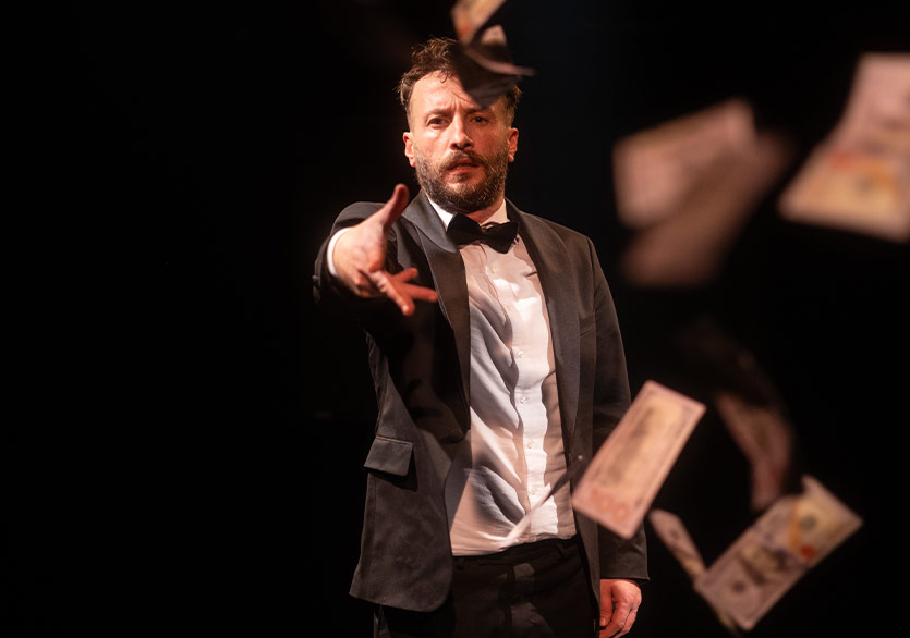 Mehmet Küçük’ün Tek Kişilik Oyunu “Ben Zek”ten Yeni Gösterimler