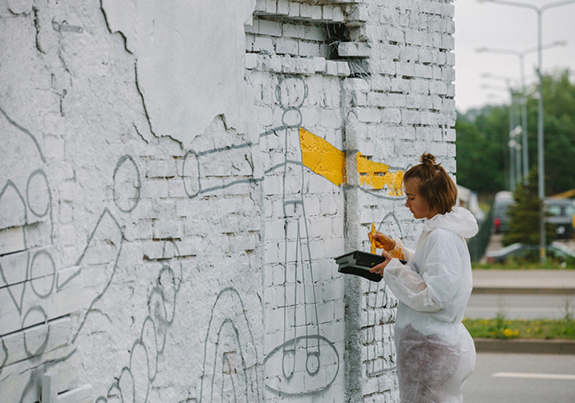 Viran Evden Sanat Eserine