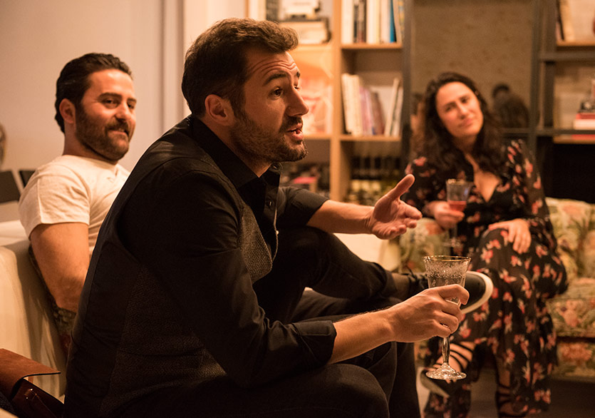 Sıra Dışı Bir Deneyim: Mutluyduk Belki Bugüne Kadar