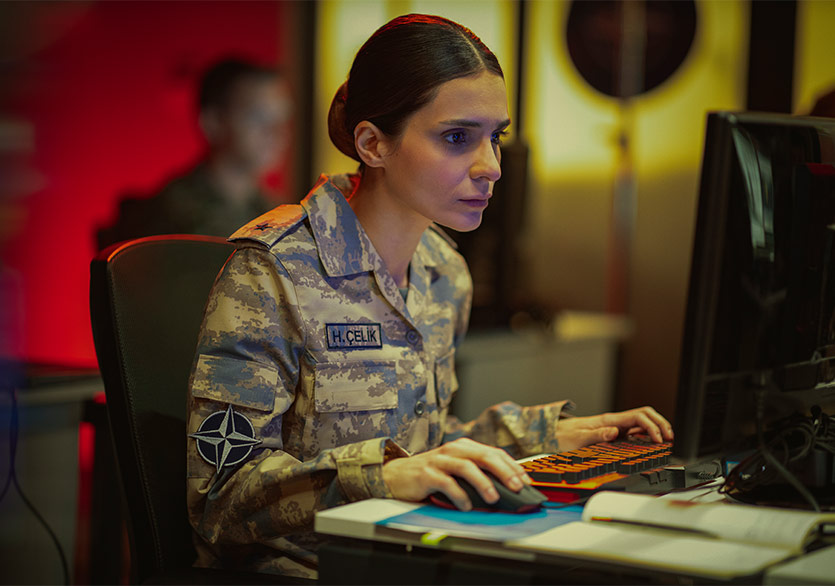 Netflix’in Yeni Dizisi “Yakamoz S-245”in Fragmanı Yayımlandı