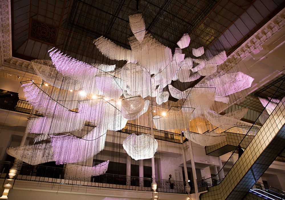 Gemilerle Taşınan Umut