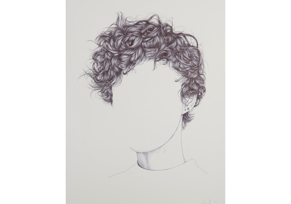 Bu Portrelerin Suratları Yok