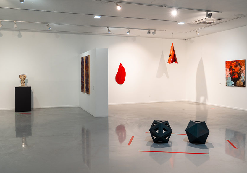 Taksim Sanat’tan Yeni Sergi: “Yüzeyin Derinliğinde”