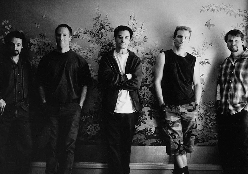 Faith No More’un Yeni Klibi Cone of Shame