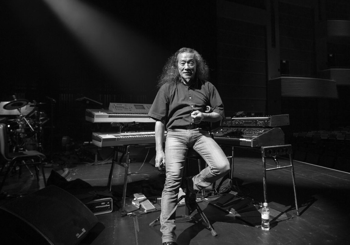 Kitaro 29 Nisan'da Sahnede