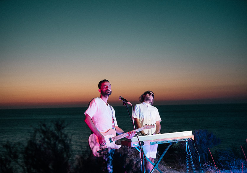 Bir Yaz Gecesi Festivali Hedonutopia ve The Away Days Konseriyle Sona Eriyor