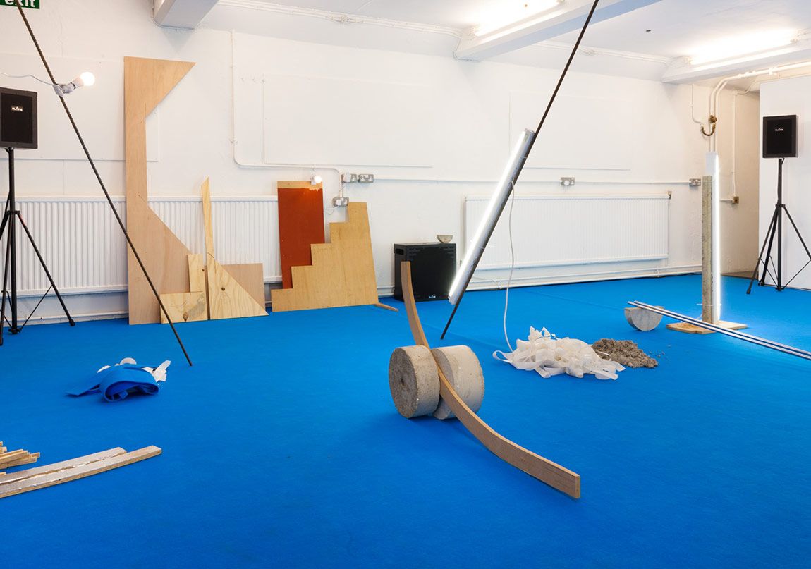 Sıradan Objelerle Hayal Edilmiş Mekânlar