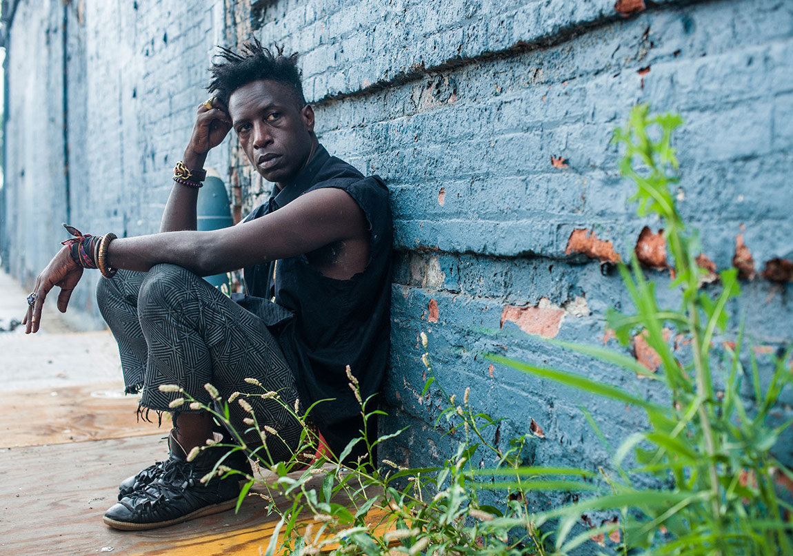 Saul Williams Babylon Sahnesinde 