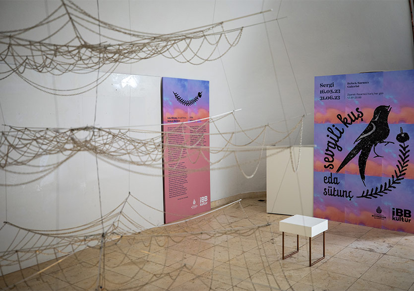Eda Sütunç’un “Sevgili Kuş” Sergisi İBB Bebek Sarnıcı Galerisi’nde
