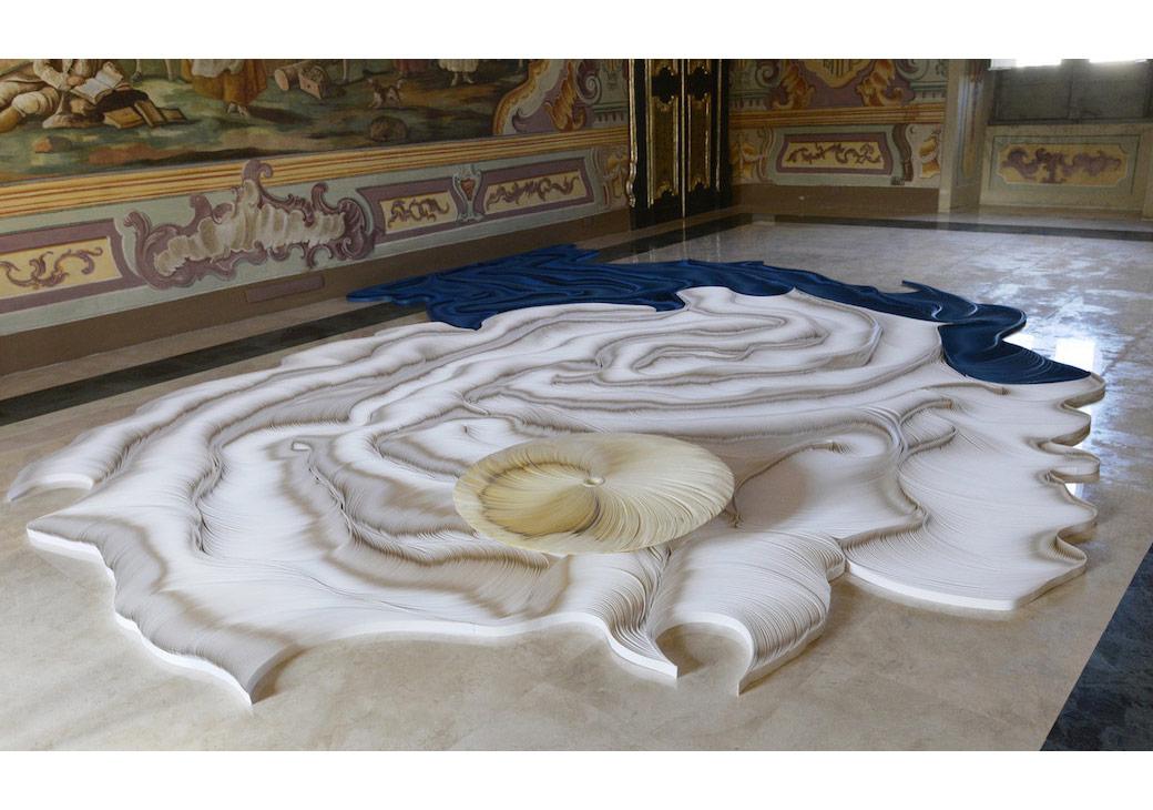 Dev Boyutta Kağıttan Heykeller