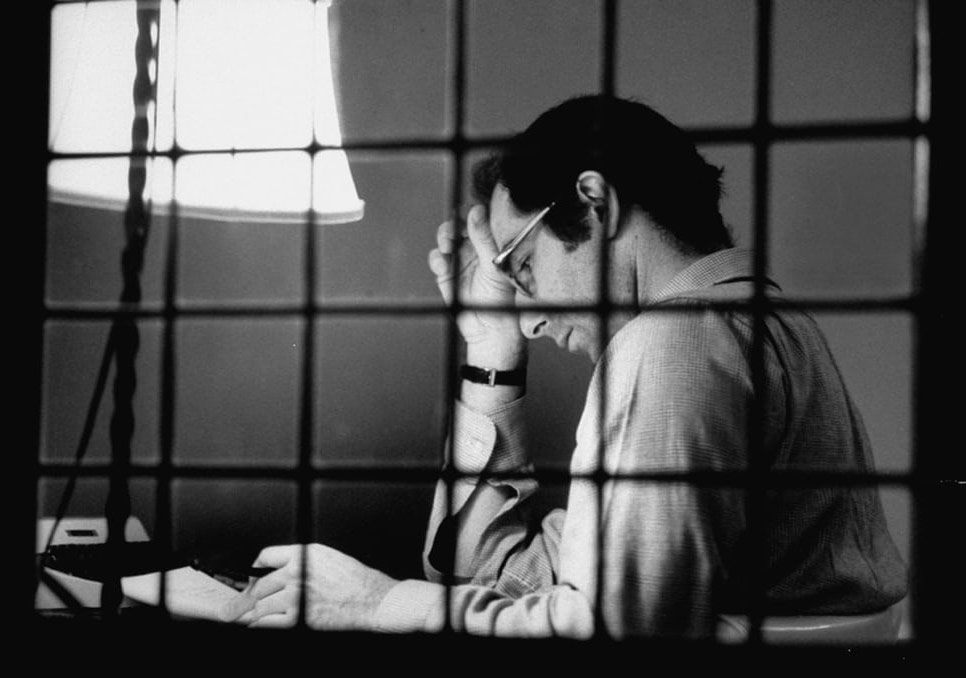 Daktilolar ve Sahipleri: Ünlü Yazarlar İş Üstünde