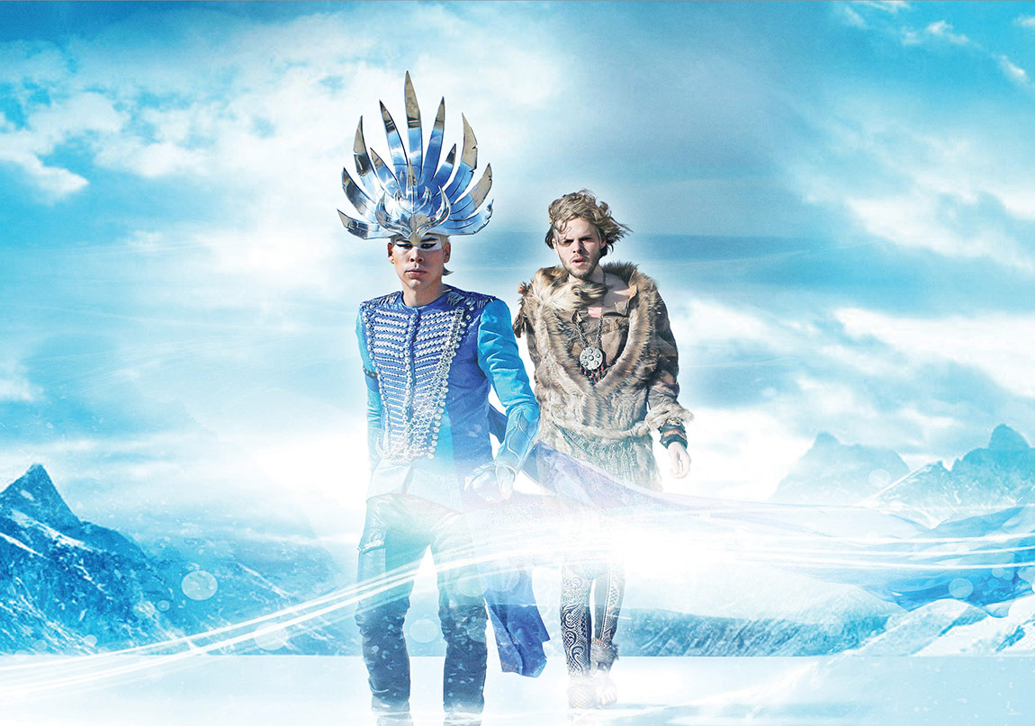 Beklenen Empire Of The Sun Albümünden İki Şarkı Paylaşıldı