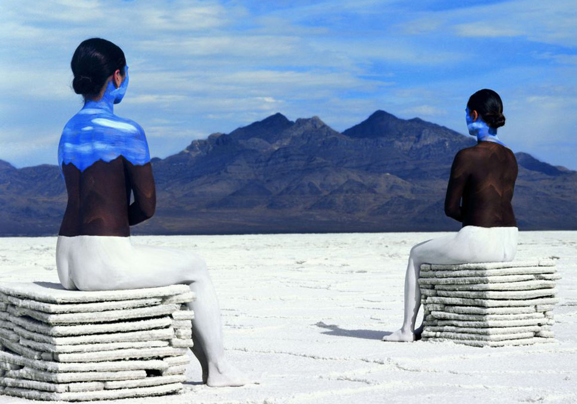 Doğanın İçinde Gerçeküstü Bir Dünya