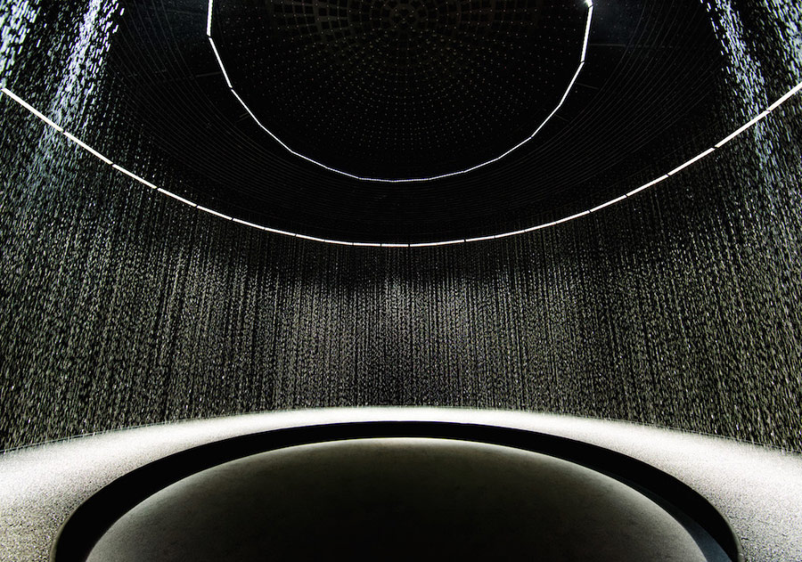 Su İçinde Işık Paris’te