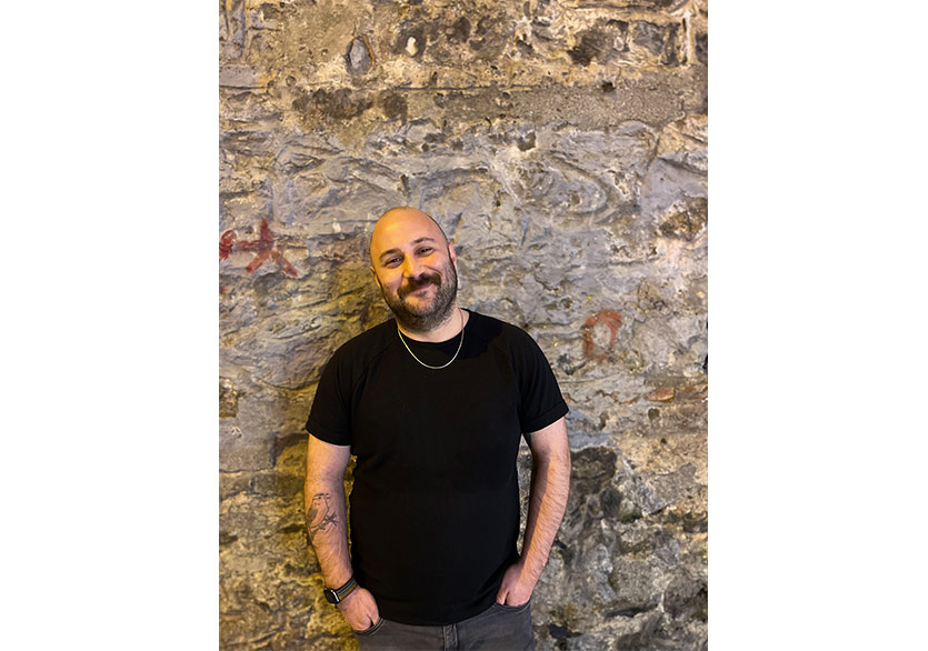 İlker Hepkan’dan İlk Şiir Kitabı: “Beyefendiler”