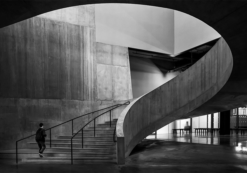 Erhan Coral’ın Yen Sergisi Galeri 77’de