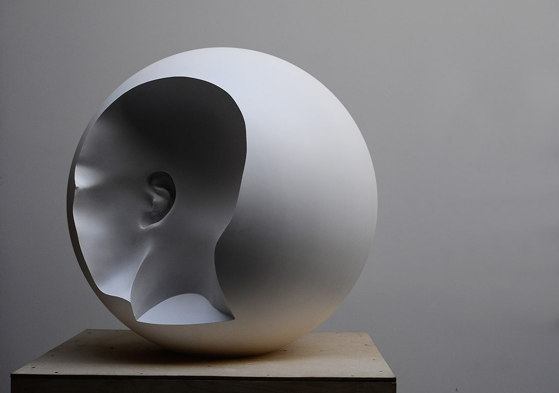 Cevapsız Soruların Arayışında Olan Heykeller