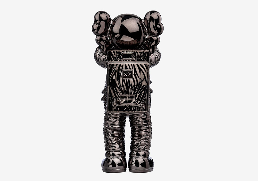 KAWS, AllRightsReserved İle Ortak Çalışması HOLIDAY SPACE Companion'ı Yayımladı