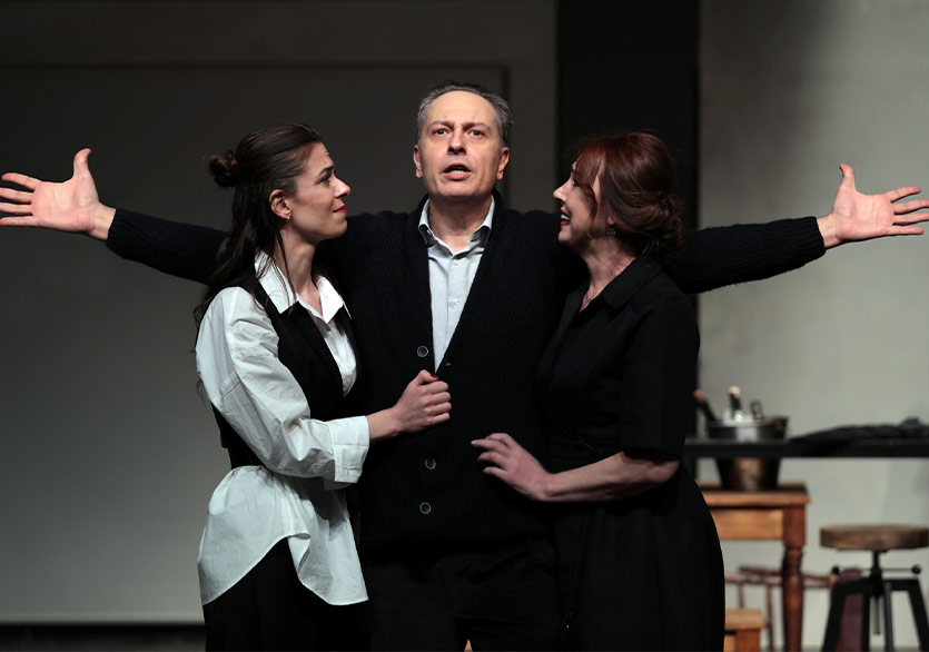 İstanbul Büyükşehir Belediyesi Şehir Tiyatroları’ndan Ücretsiz Sekiz Oyun