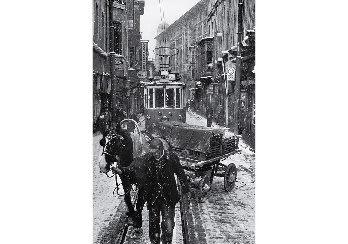 Fikret Otyam’ın Anısına