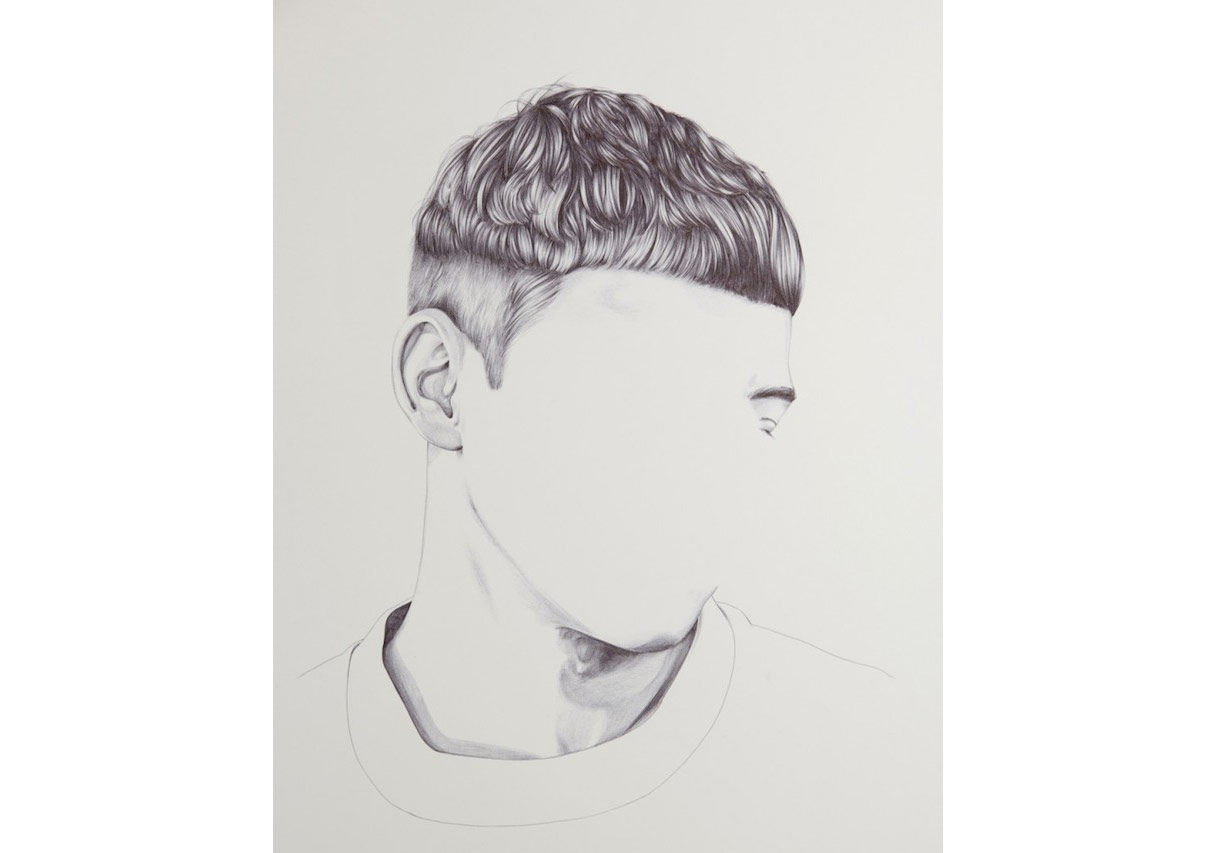 Bu Portrelerin Suratları Yok