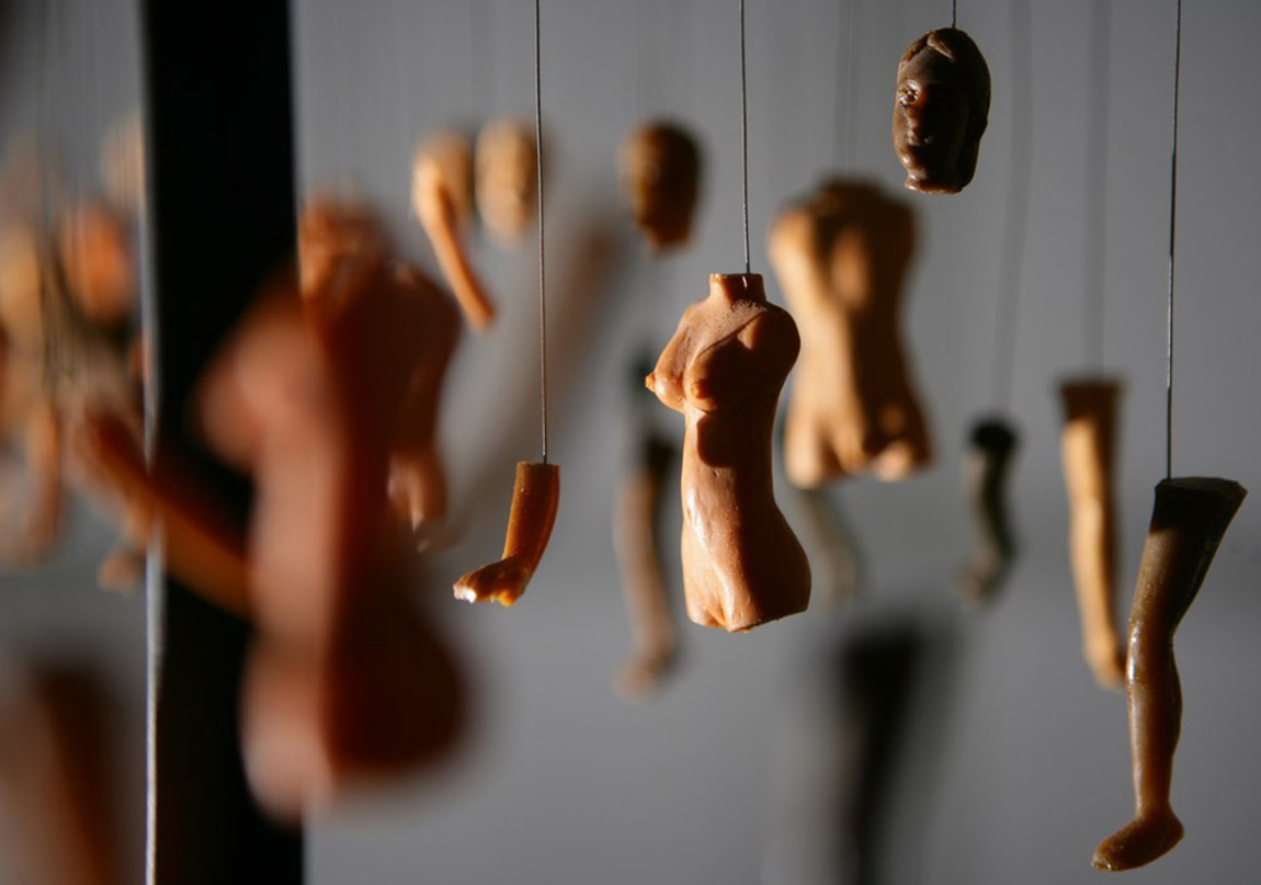 Toplum Üzerindeki Görünmez Kontrol