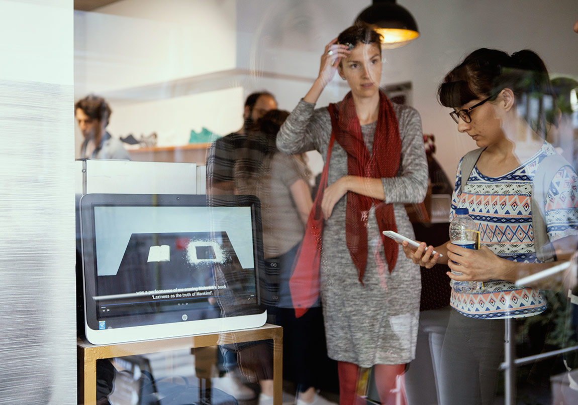 Amira Akbıyıkoğlu ile Red Bull Art Around Turu