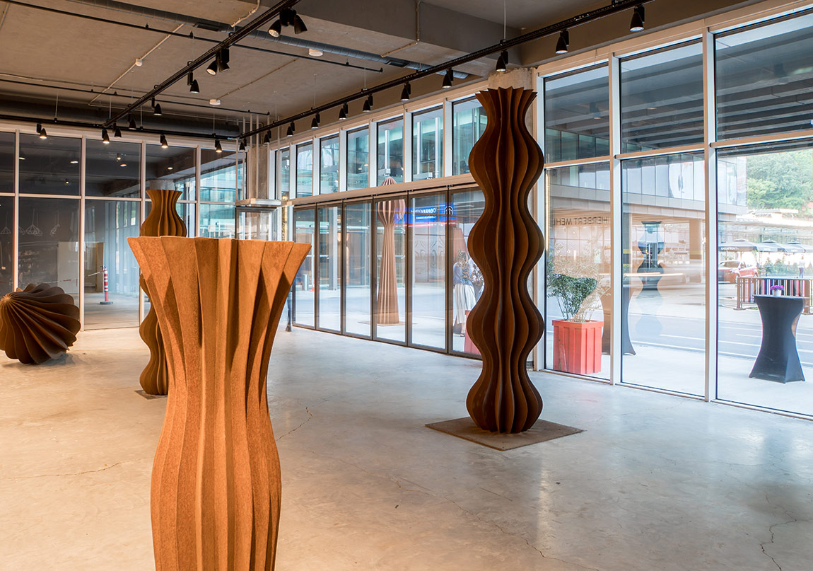 Doğadan Esinlenmiş Çelik Heykeller