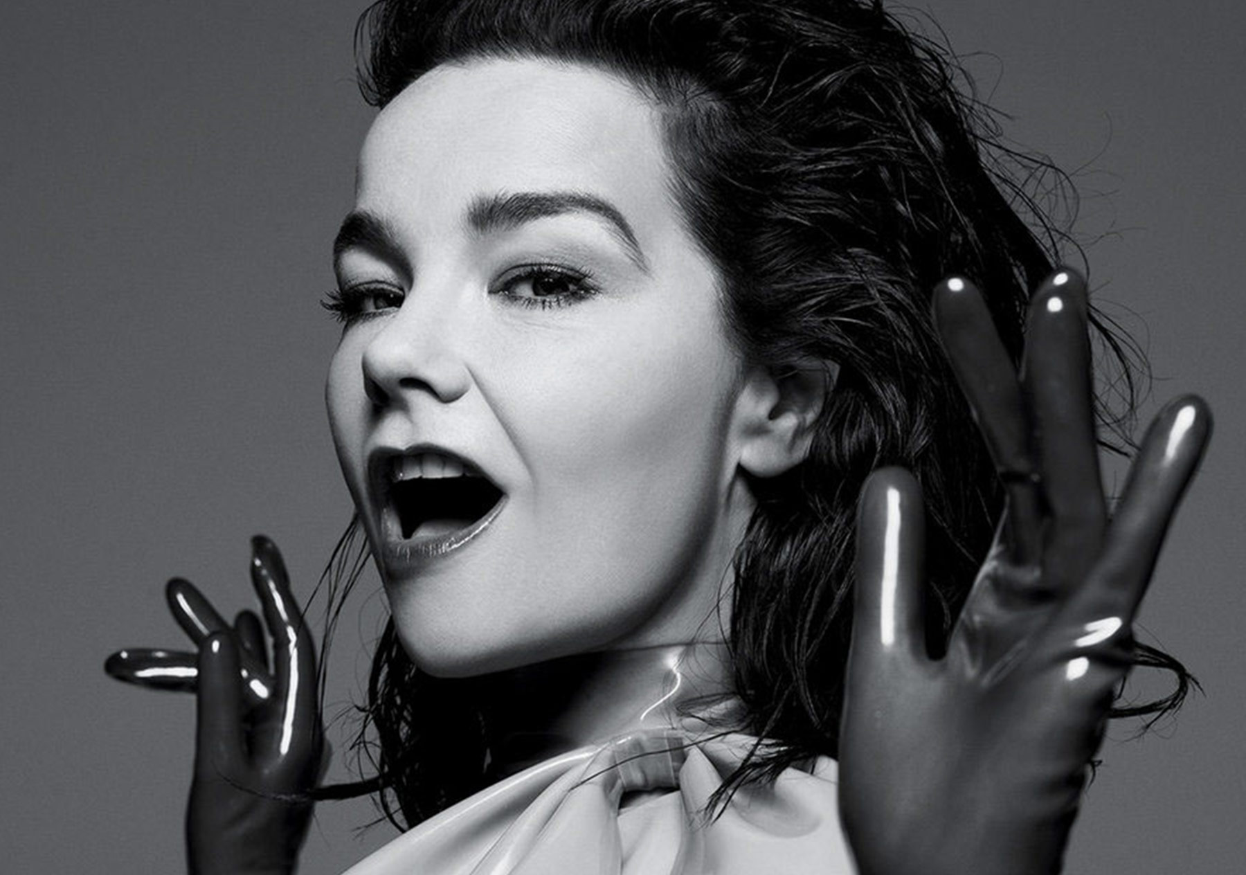 Björk Sergisinin Açılışına Avatar Olarak Katıldı 