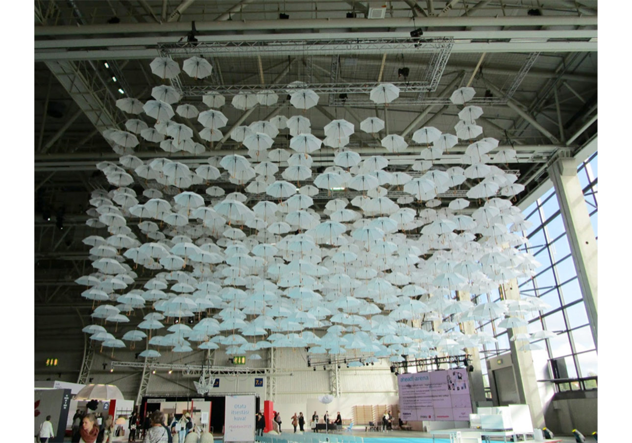 1100 Şemsiye Bir Kurulumda Bir Arada