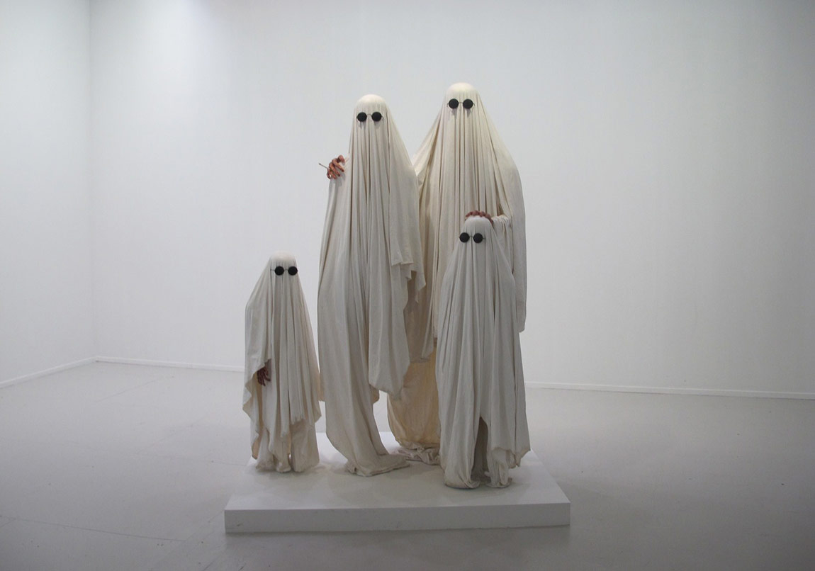 Sürreal Canavarların Dünyası